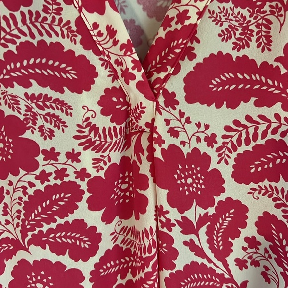 An Taylor pink floral top size S - Picture 2 of 5